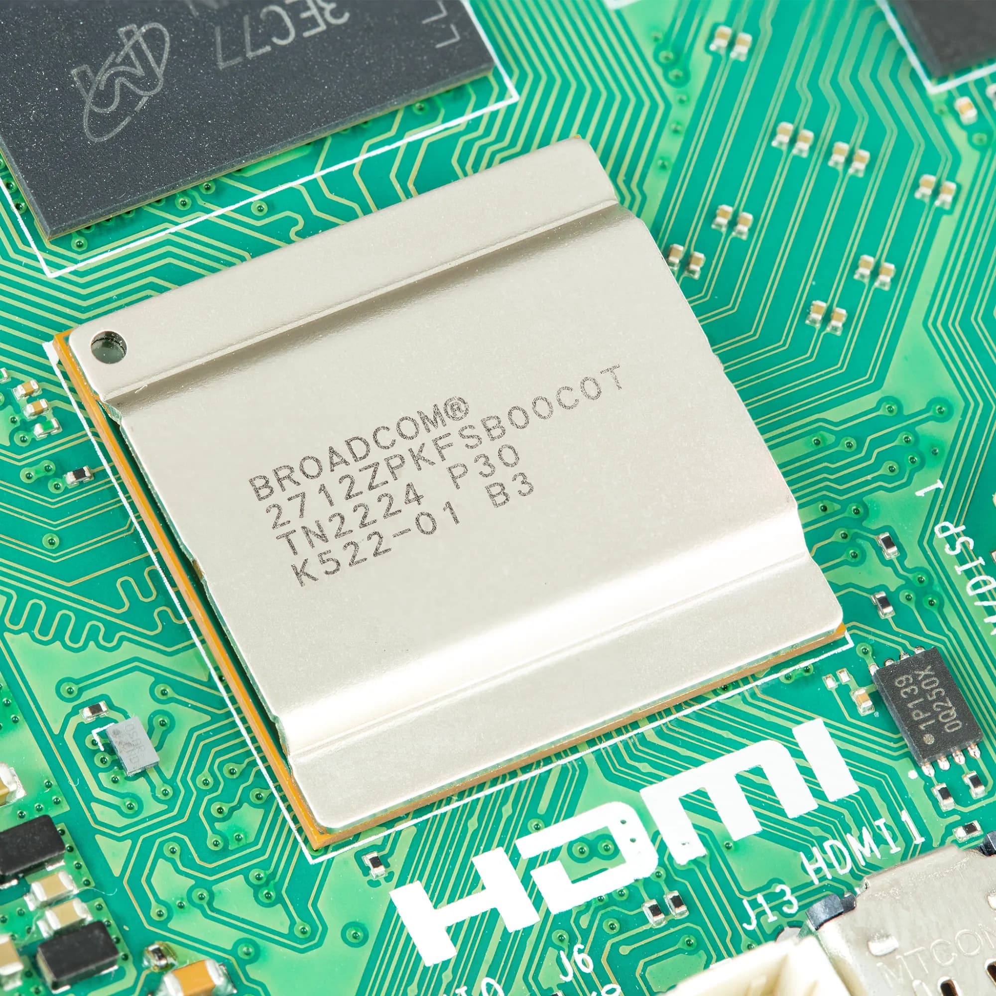 Raspberry Pi 5 Model 2GB - Gallery Image 3