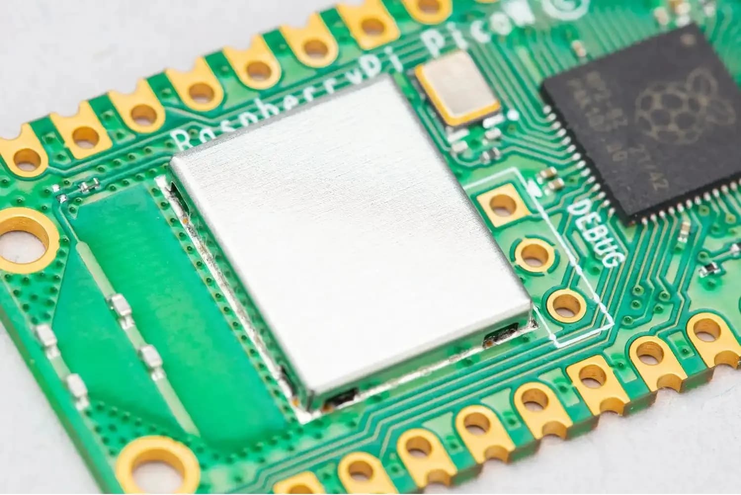 Raspberry Pi Pico W - Gallery Image 2