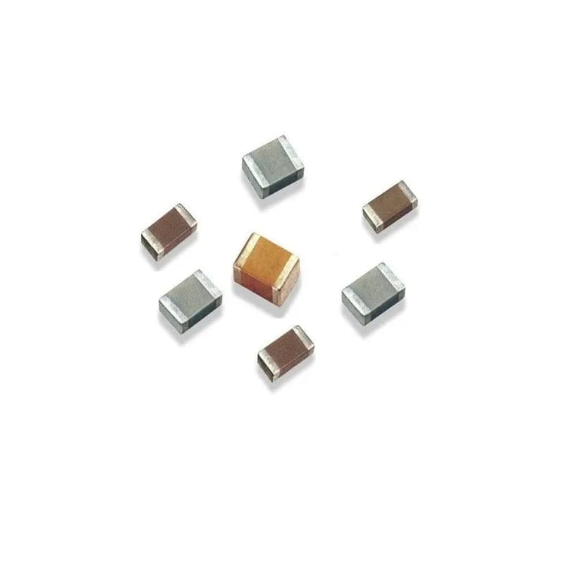 10uF (10000nF) 50V Capacitor - Gallery Image 1