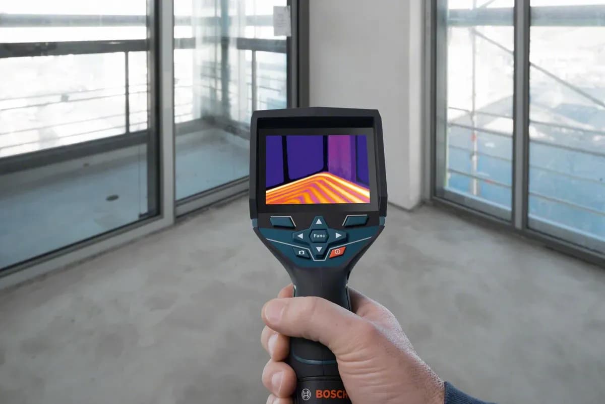 BOSCH GTC 400 C -Thermal Camera - Gallery Image 1