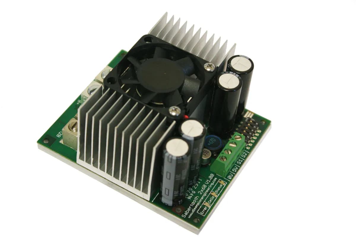 Sabertooth Dual 60A Motor Driver - Gallery Image 2