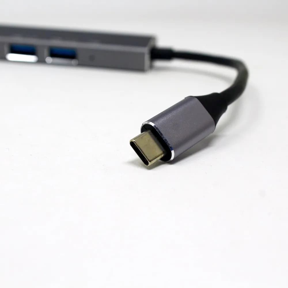 Type-c to USB3.0 4-Port Hub Adapter - Gallery Image 2